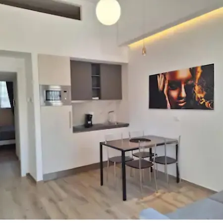 Palmanova Bilocale In Affitto Breve Milan