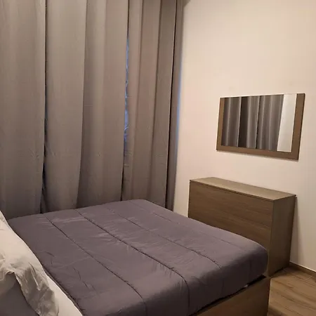 Palmanova Bilocale In Affitto Breve Apartment Milan